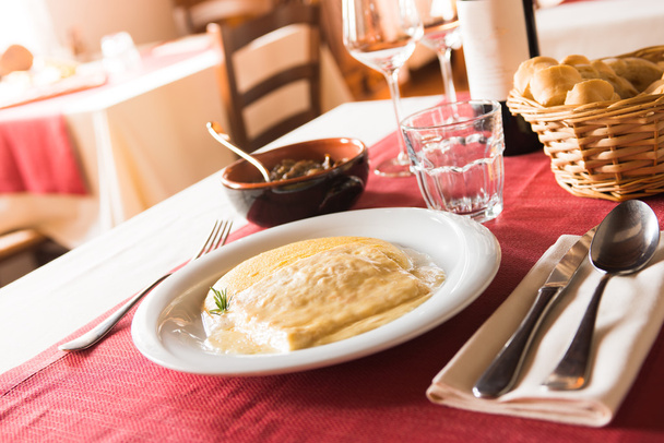 pranzo al ristorante italiano
 - Foto, immagini