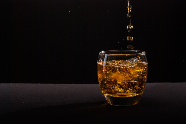 Whisky Glas - Foto, afbeelding