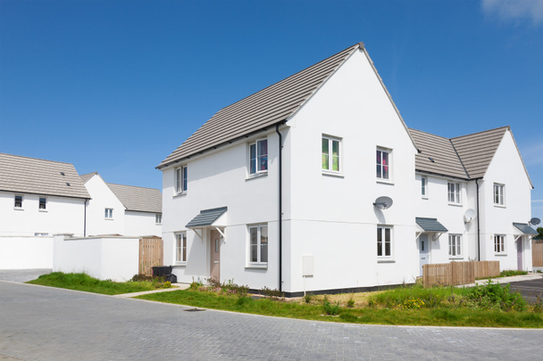 neue weiße Häuser in England - Foto, Bild