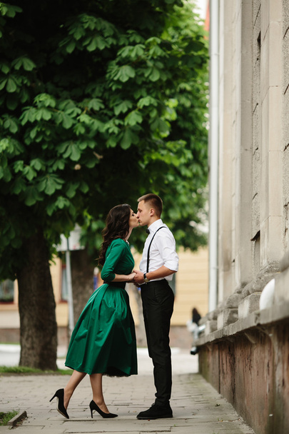 European beautiful couple posing on the street - Foto, afbeelding