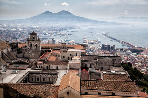 Vesuvius ja Napolin lahti
 - Valokuva, kuva