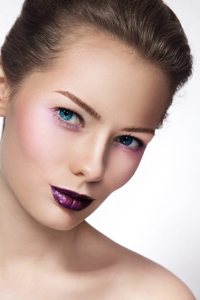 woman with stylish violet make-up - Fotó, kép