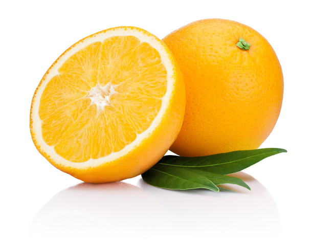 Fruta laranja fresca com metade e folhas isoladas em branco backgr
 - Foto, Imagem