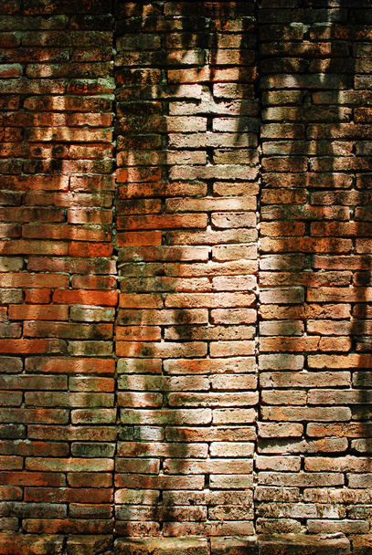 Old clay brick wall - Foto, immagini