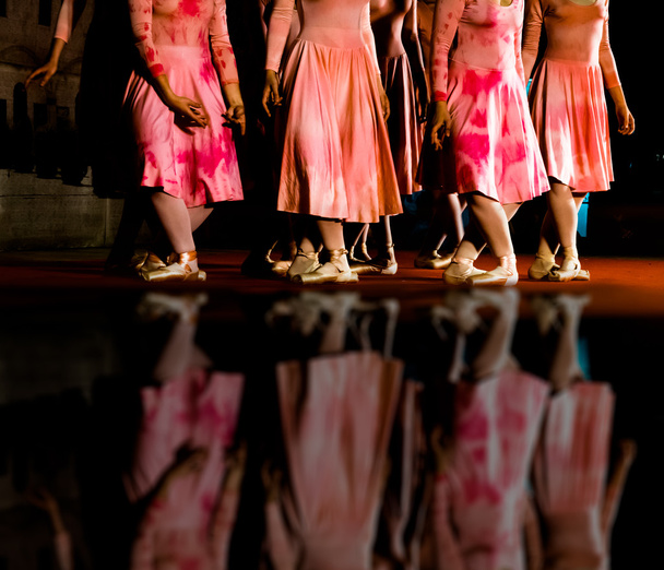 klassinen tanssi liikkuu
  - Valokuva, kuva