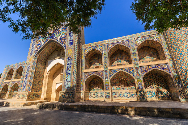 ブハラ、ウズベキスタンでナディール ディバン ススメ神学校 - 写真・画像