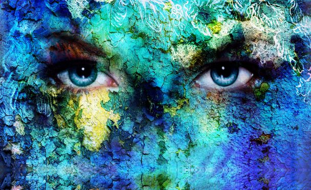 schöne blaue Frauen Augen strahlend, Farbe Wüste Knistern Effekt, Malerei Collage, Künstler Make-up - Foto, Bild