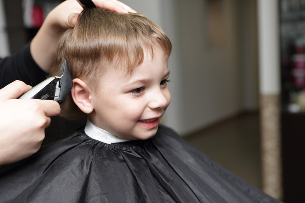 kid at the barbershop - Foto, Imagem