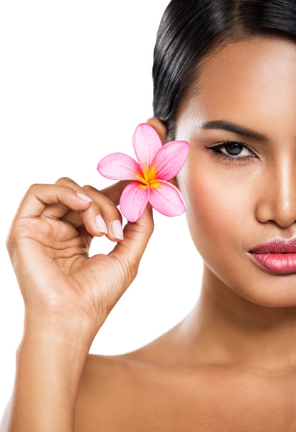beautiful spa woman with pink flower - Photo, Image