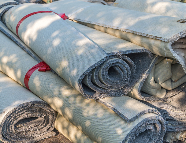 старі rolls килимові
 - Фото, зображення