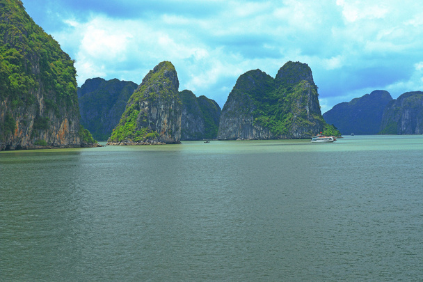 cat ba and cat ca rock formations - Photo, Image