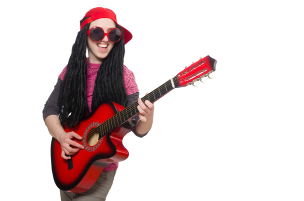 女性のギタープレーヤーは白に隔離 - 写真・画像
