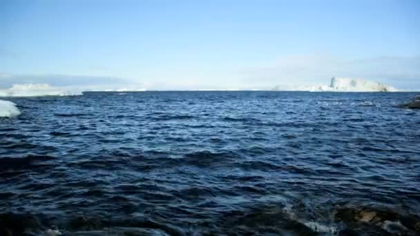 イルリサット ディスコ湾沿岸の溶融氷山 - 映像、動画