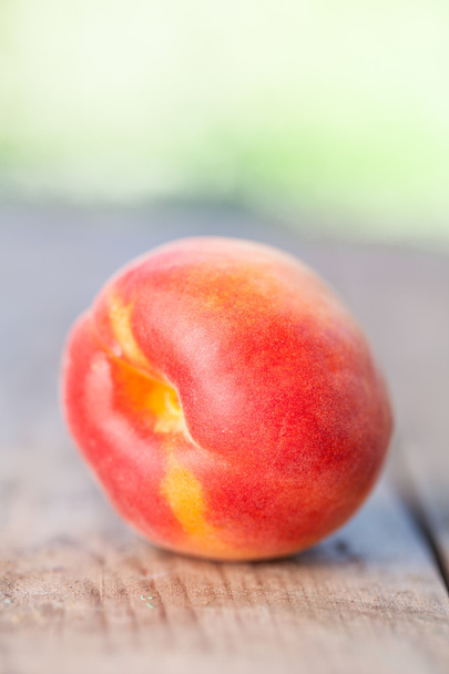 fresh Ripe nectarine - Фото, изображение