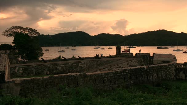 Portobelo Panama Fort Fuerte Santiago a dělostřelecká děla - Záběry, video