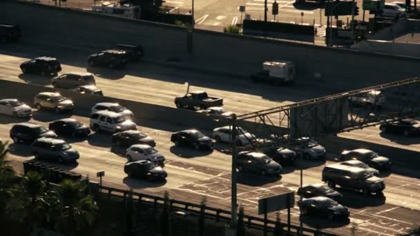 Dopravní přetížení dopravních vozidel s hodinovým provozem - Záběry, video