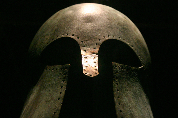 Casco guerrero medieval
 - Foto, Imagen
