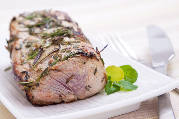 Carne de porco assada
 - Foto, Imagem