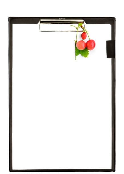 Clipboard with berries - Photo, Image
