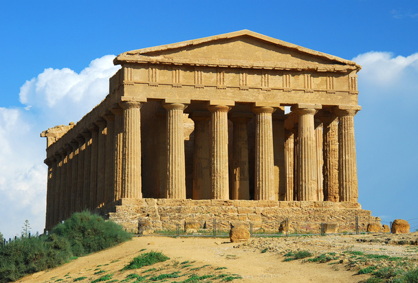 Templo griego de Concordia en Agrigento, Sicilia
 - Foto, imagen