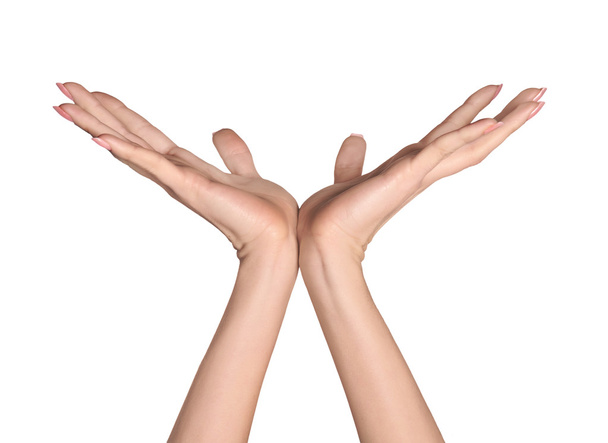 Γυναίκα χέρια που κρατούν κάτι - Φωτογραφία, εικόνα