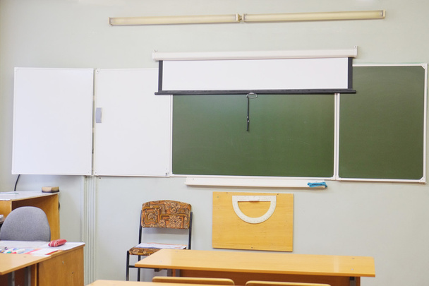 Interior de uma sala de aula
 - Foto, Imagem