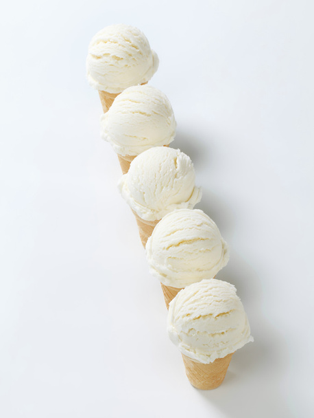 White ice cream cones - Foto, immagini