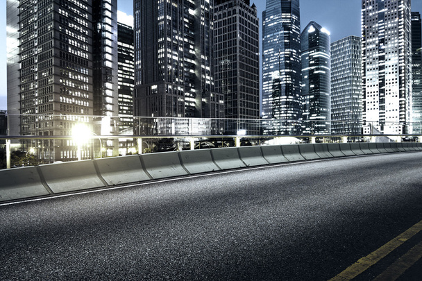 közúti és város - Fotó, kép