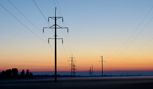 Электрические колонны против спада
 - Фото, изображение
