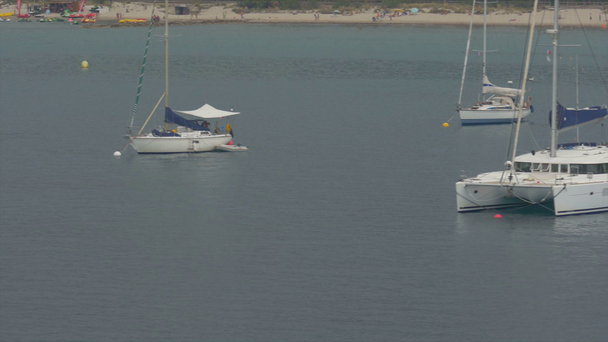 Barcos em Calvi Harbor, Córsega
 - Filmagem, Vídeo