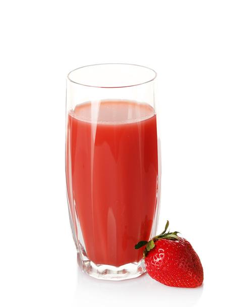 Glass of fresh strawberry juice isolated on white - Foto, immagini