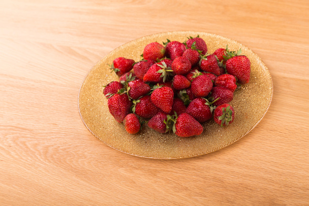süße Bio-Erdbeeren - Foto, Bild