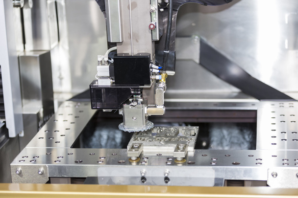 CNC vezeték vágva vágó penész gépalkatrészek - Fotó, kép