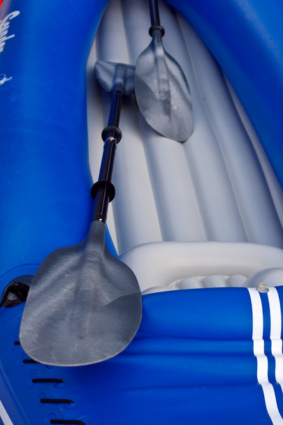 blaues Schlauchboot - Foto, Bild