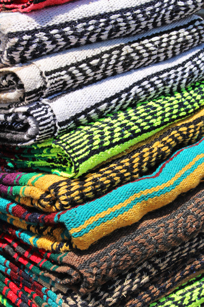 Renkli battaniye yığını - Fotoğraf, Görsel