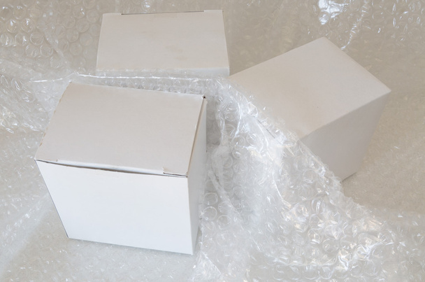 Λευκή Βίβλο κουτί και αέρα φούσκα - Φωτογραφία, εικόνα