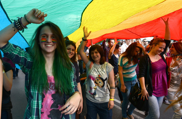1000 people took part in the Paris Gay Pride parade - Φωτογραφία, εικόνα