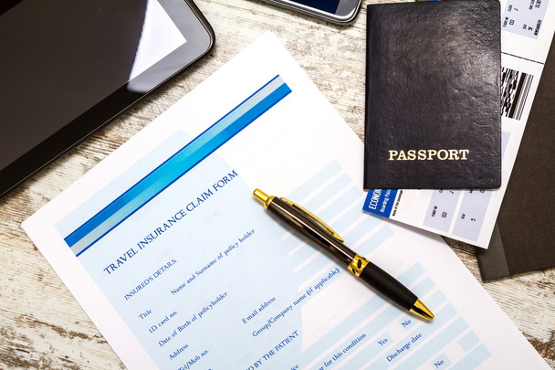 Filling Travel insurance claim form	 - Zdjęcie, obraz