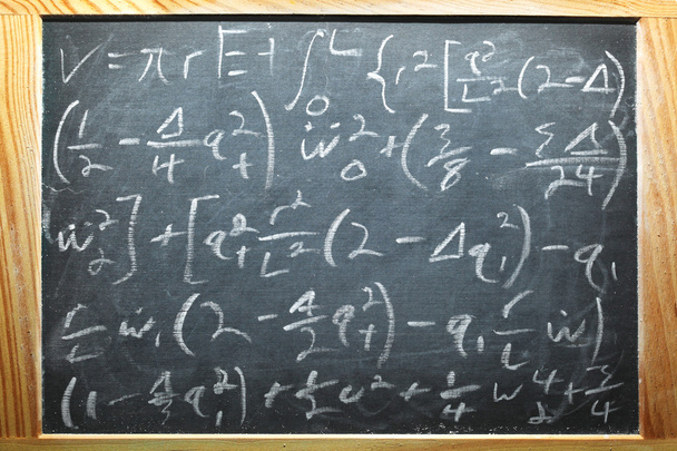 Kreidetafel voller Gleichungen - Foto, Bild
