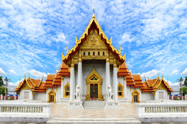 Wat Benchamabophit, общественный храм в Бангкоке Таиланд
. - Фото, изображение