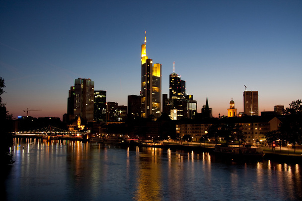 Skyline Франкфурт-на-Майне съемки ночью - Stock Image
 - Фото, изображение
