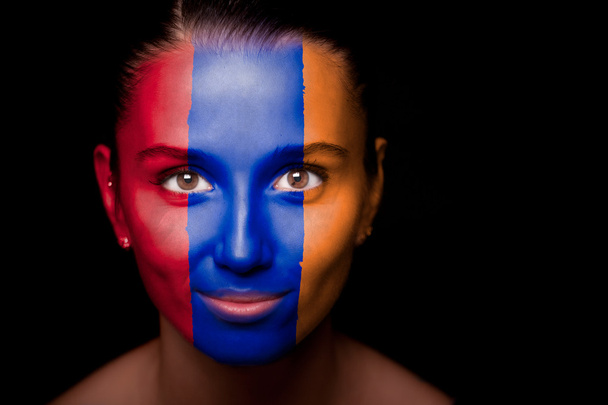 Portrait of a woman with the flag of the Armenia - Foto, Bild