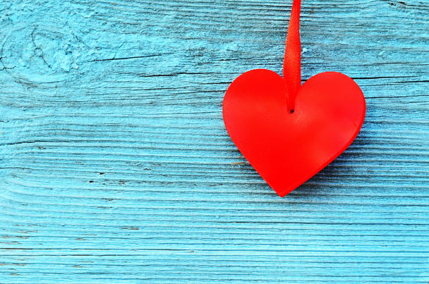 Hearts on a blue wooden background - Foto, imagen