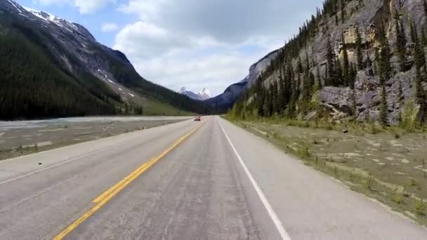Roadtrip auf Highway 93 canada parkway - Filmmaterial, Video