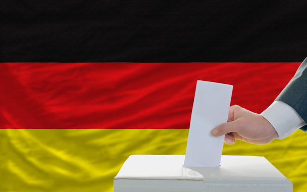 Man voting on elections in germany - Foto, Bild