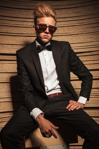 young elegant business man wearing suglasses - 写真・画像