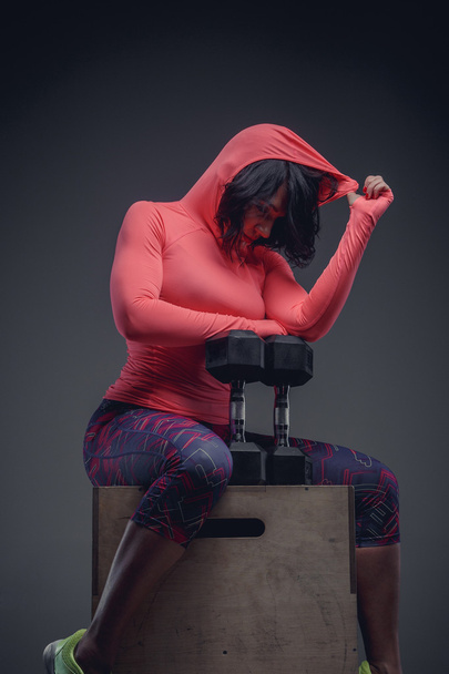 Fitness woman with short black hair  - Foto, Imagem