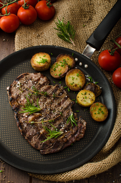 Beef rib eye steak - Foto, Imagen