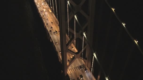 oświetlony ruch Bay Bridge San Francisco - Materiał filmowy, wideo