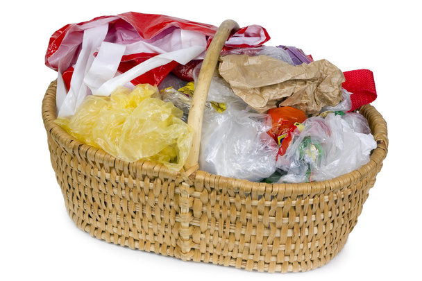 cesta com lixo plástico
 - Foto, Imagem